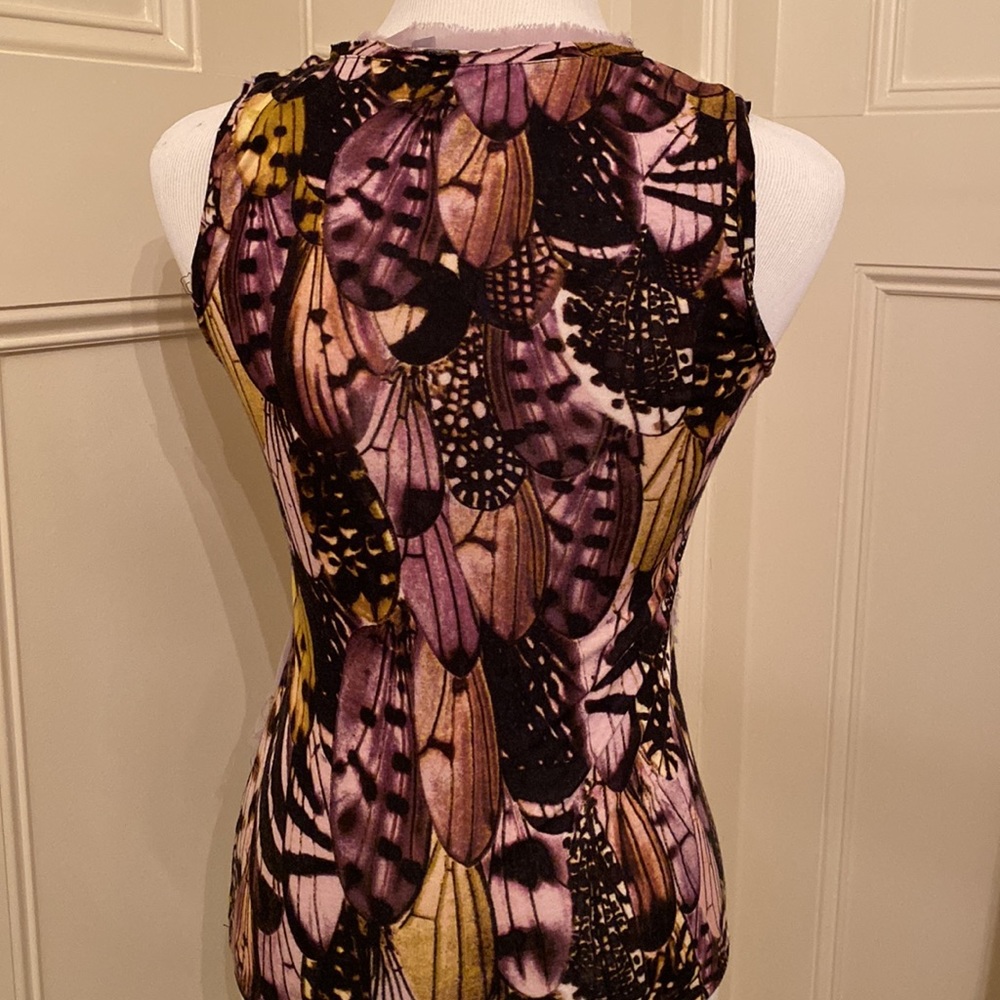 One September sleeveless top size small - Picture 2 of 4